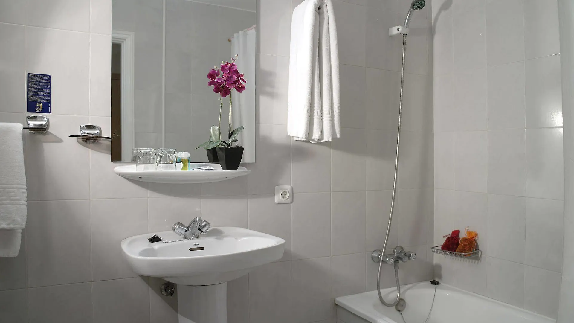 **  Hotel Adonis Pelinor Santa Cruz de Tenerife España